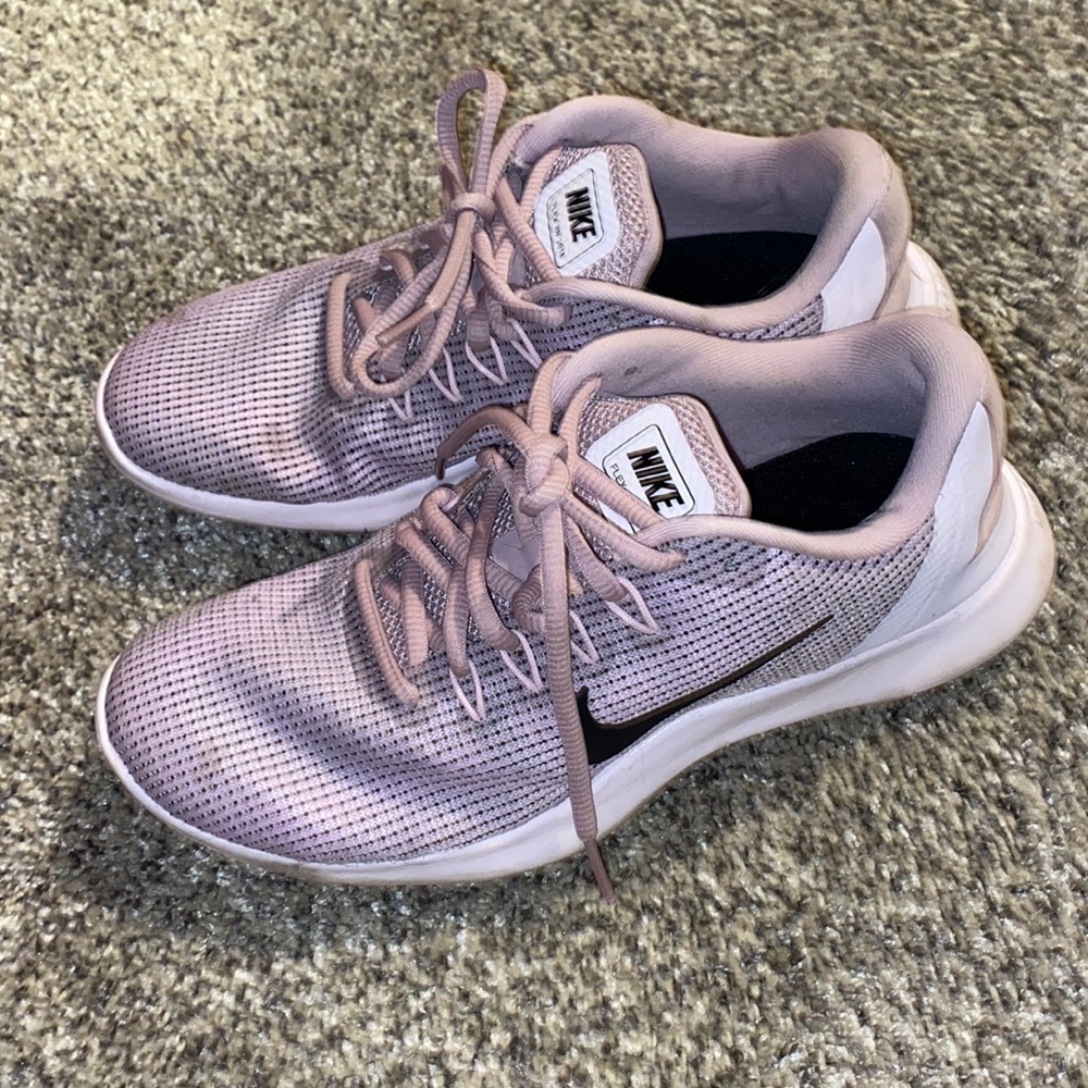 Nike Flex Shoes